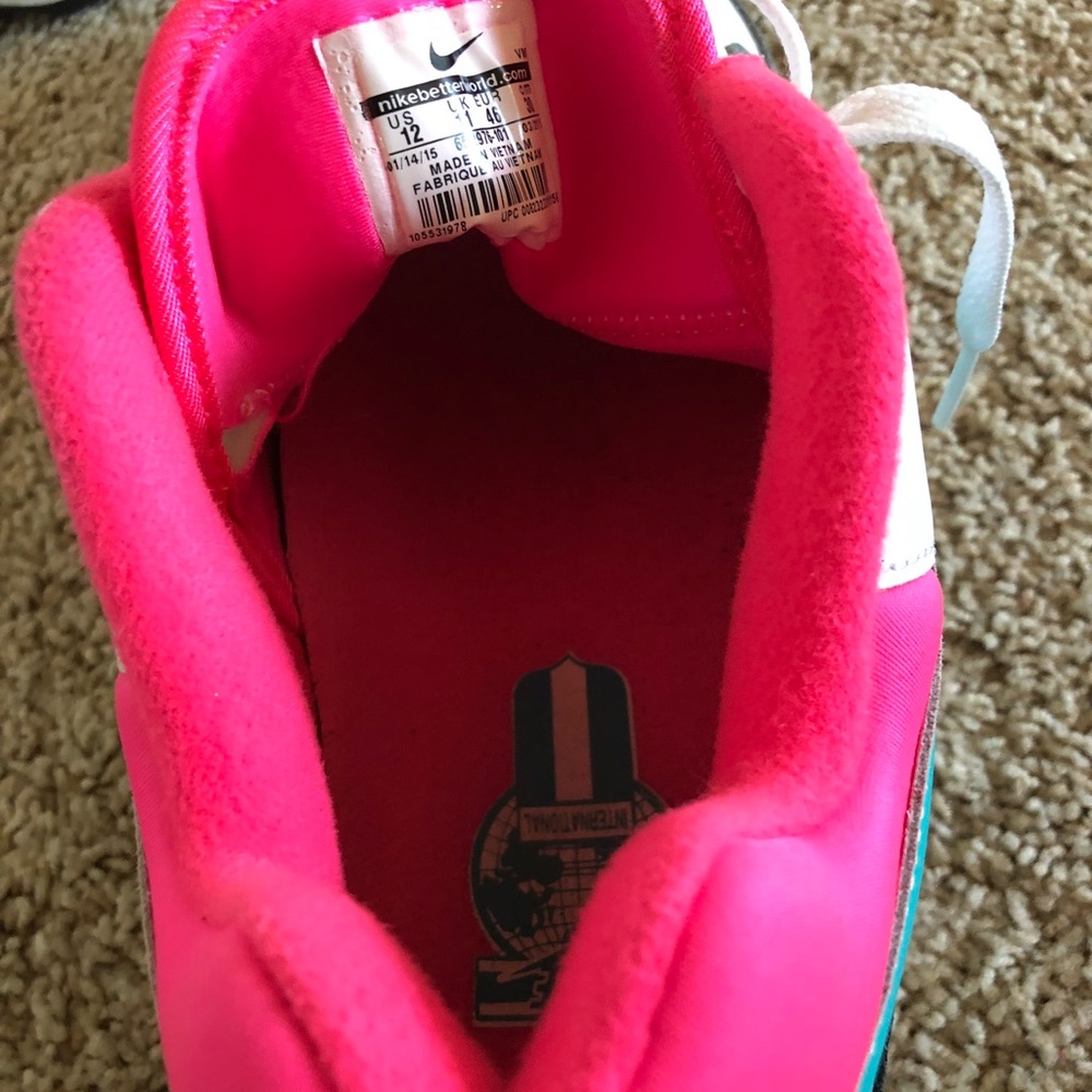 Nike Men’s Air Max Saved by the Bell 🛎 edition”